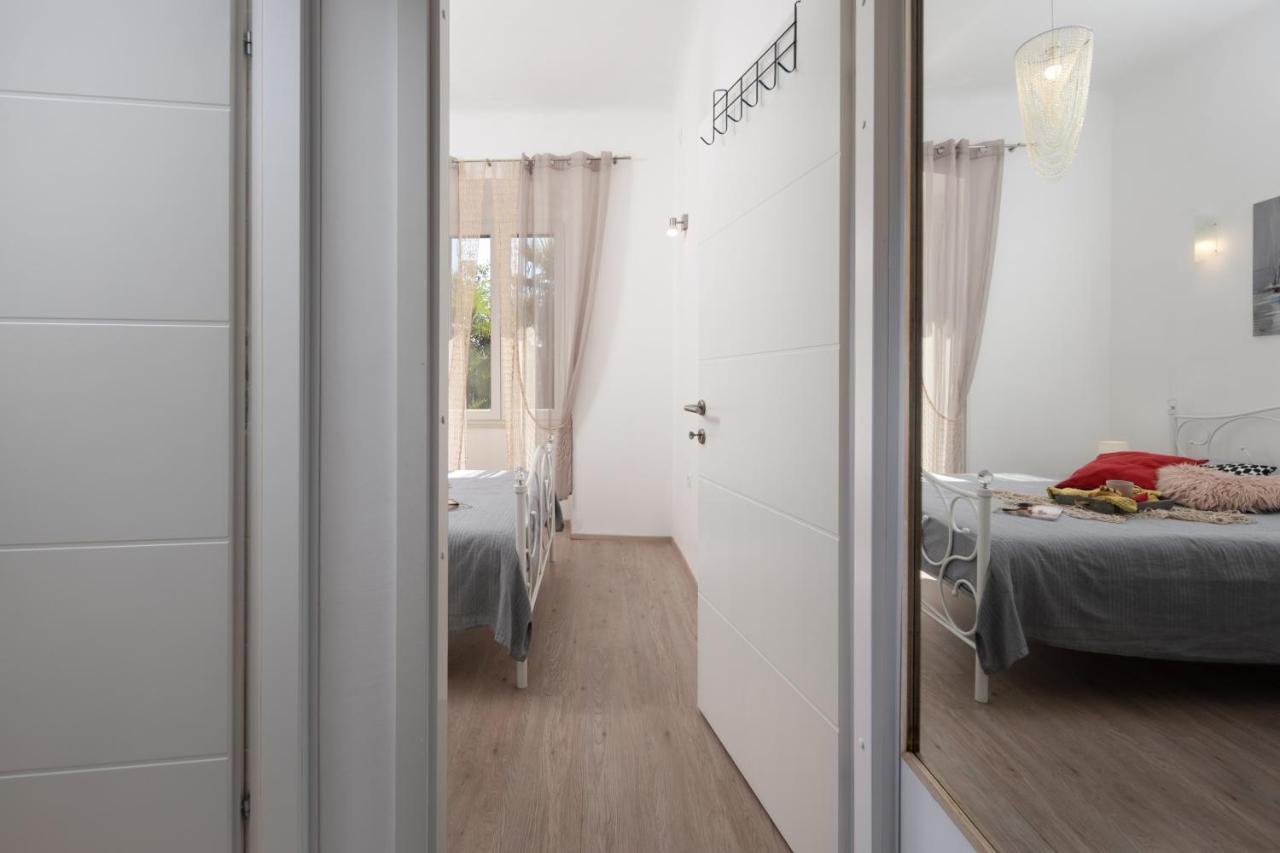 Naval Apartment Rijeka Exterior photo